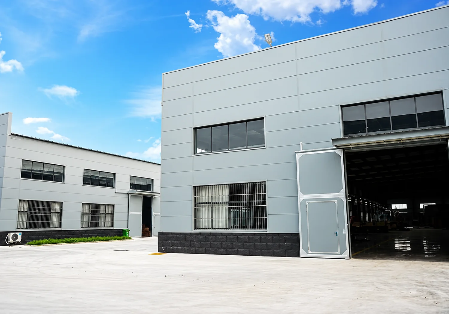 Production workshop at China Brake Factory